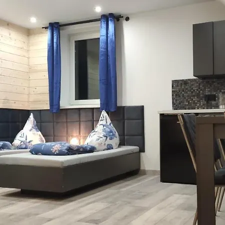 Quarto em Acomodações Particulares Goscinne Tyrol *