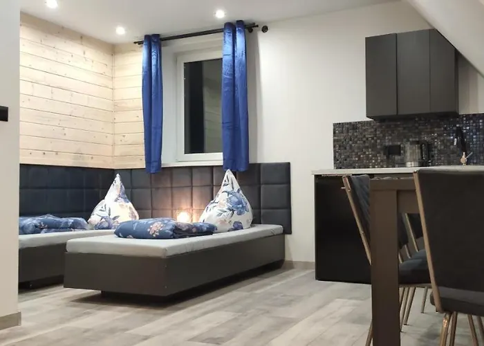 民宿 Goscinne Tyrol *